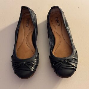 Born Women's Navy Ballet Flats